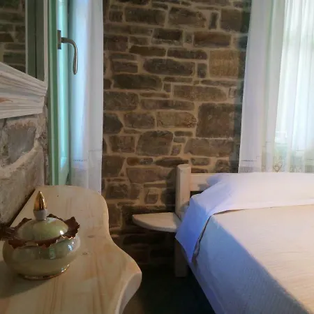 Ferienhaus Traditional Tiny House Angairiá