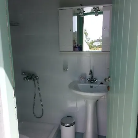 Traditional Tiny House * Αγκαιριά