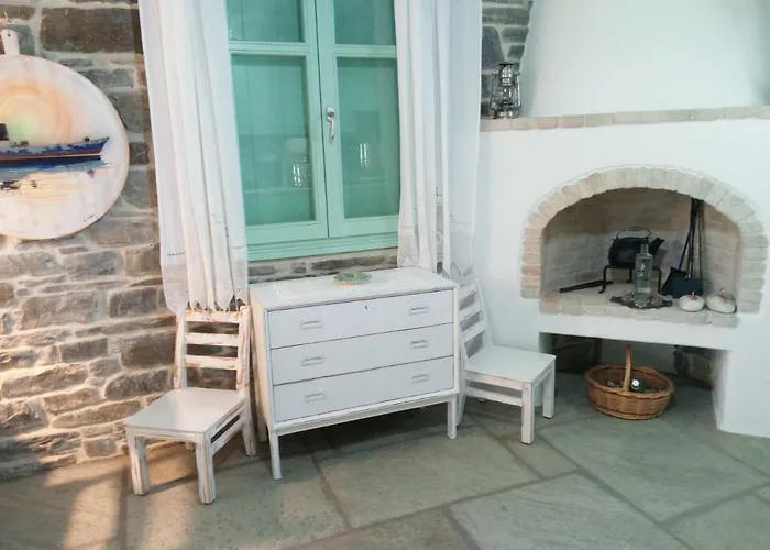 Traditional Tiny House Дом отдыха