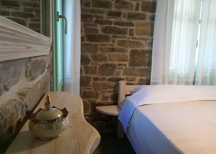 Дом отдыха Traditional Tiny House Angairia